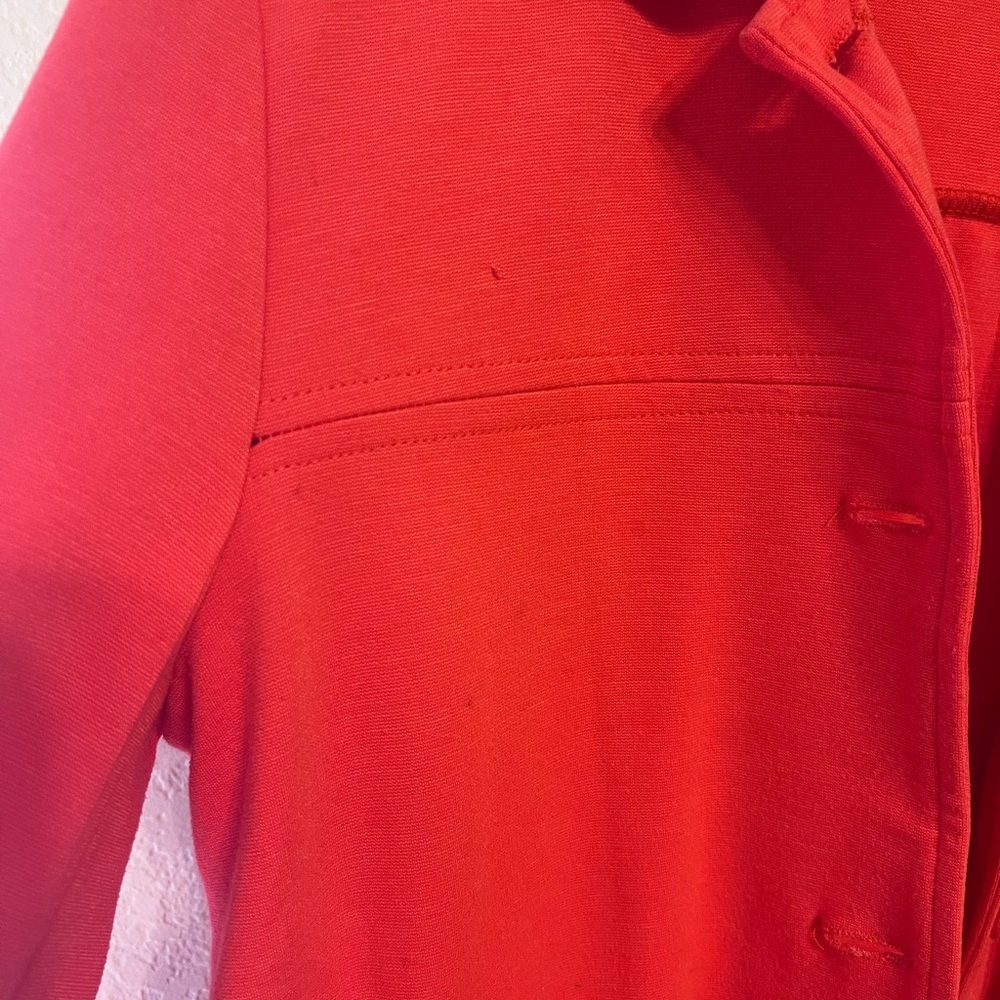 Chico’s Women’s Red Pink Knit Button-Down Blazer Jacket Size 1 - Picture 4 of 8